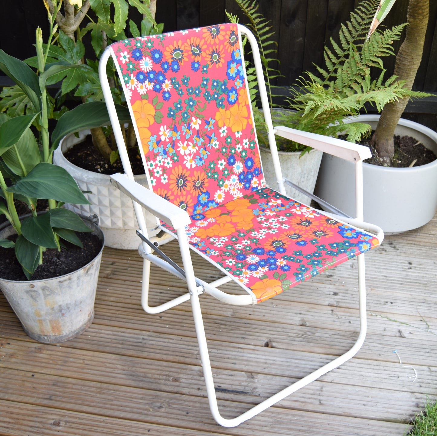 Vintage 1960s Folding Garden Chair - Flower Power - Red, Blue & Orange