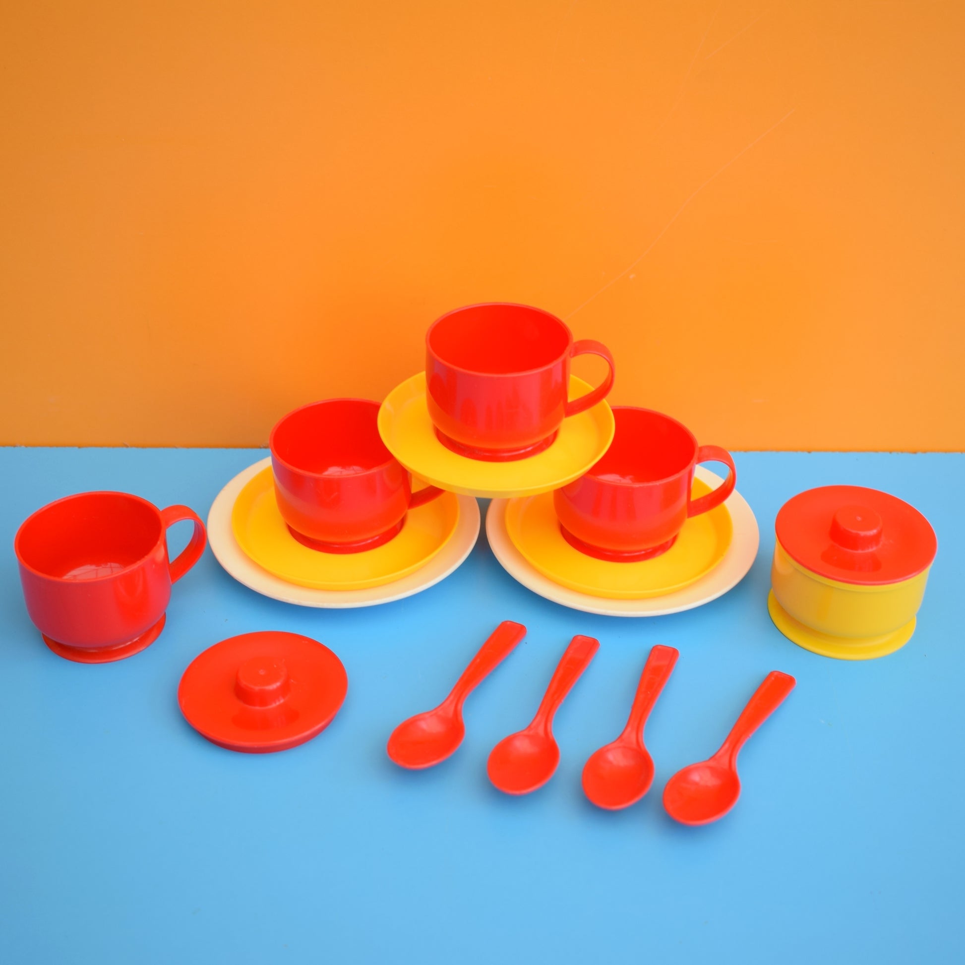 Vintage 1980s Plastic Bluebird Tea set / Kitchen Bits by Pineapple Retro