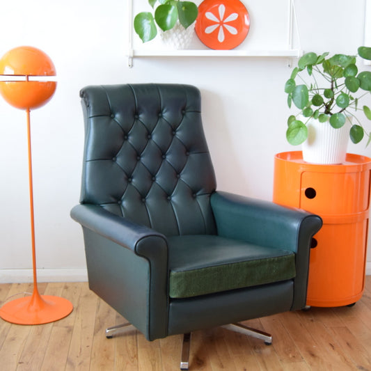 Vintage 1960s Buttoned Teal Vinyl / Chrome Easy Chair