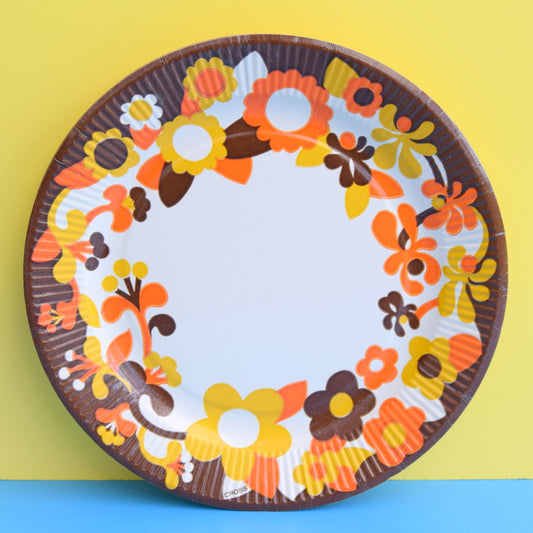 Vintage 1960s Paper Plates - Orange & Brown Flower Power x9 by Vintage