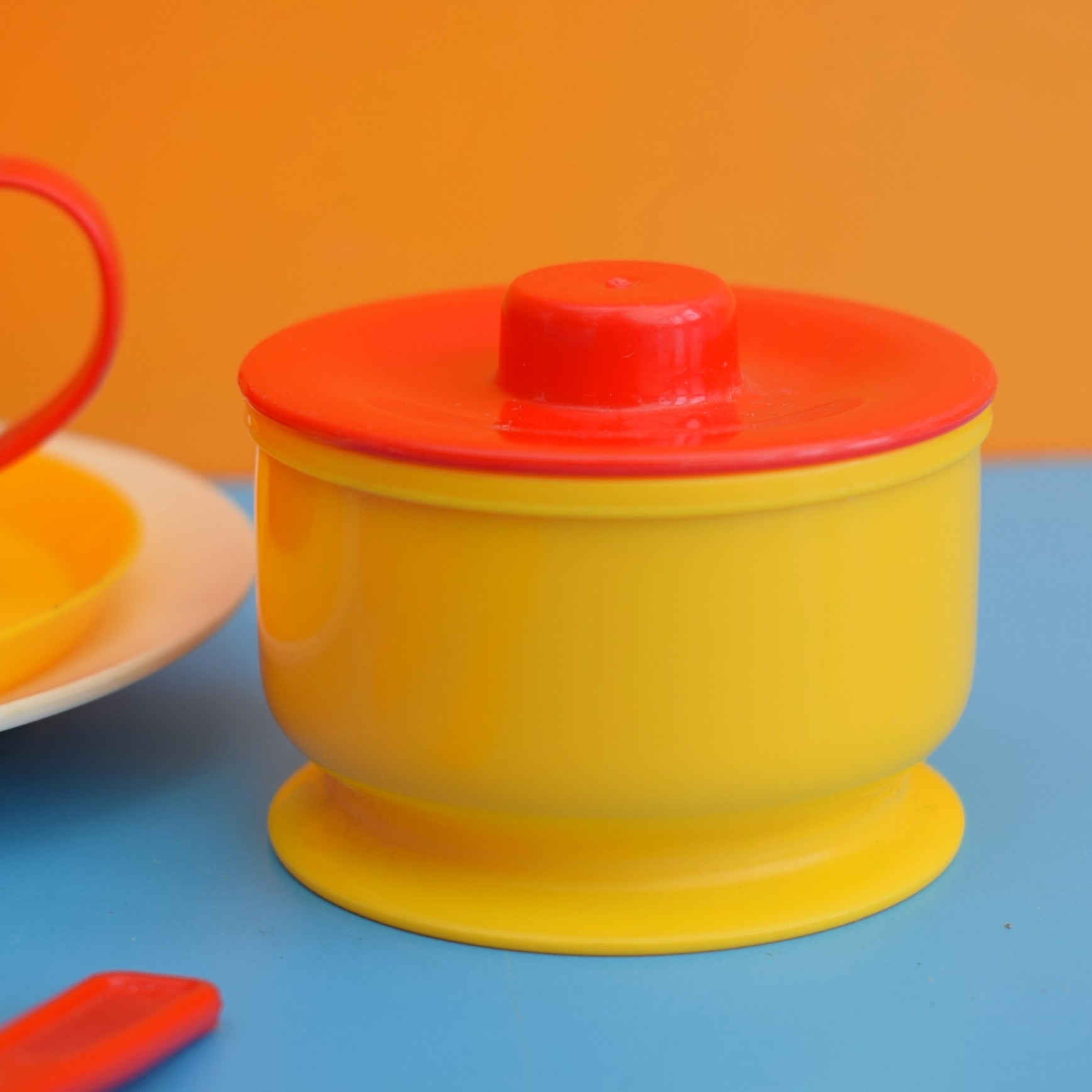 Vintage 1980s Plastic Bluebird Tea set / Kitchen Bits by Pineapple Retro