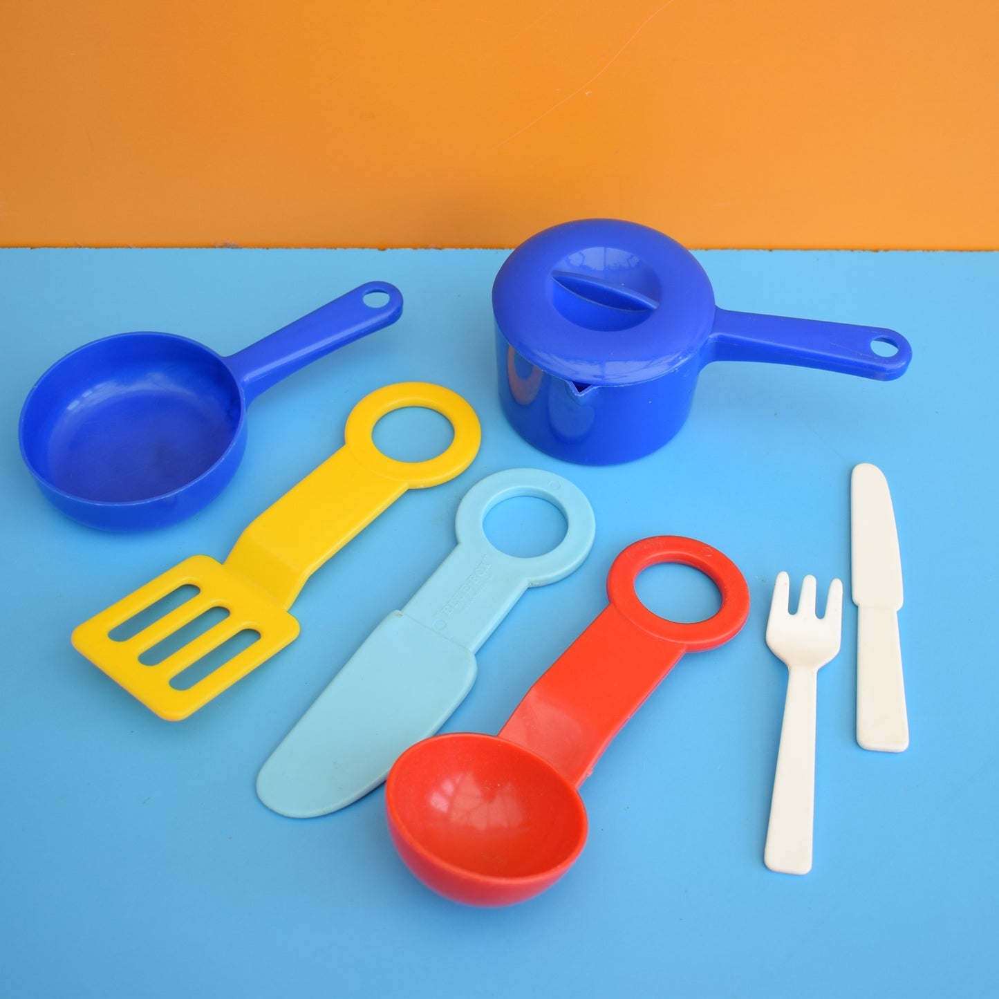 Vintage 1980s Plastic Bluebird Tea set / Kitchen Bits by Pineapple Retro