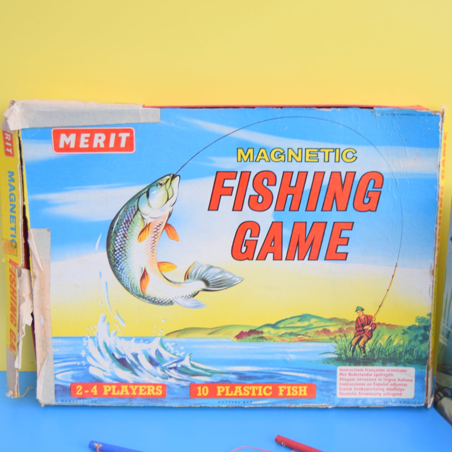 Vintage 1960s Magnetic Fishing Game - Merit - Plastic Fish