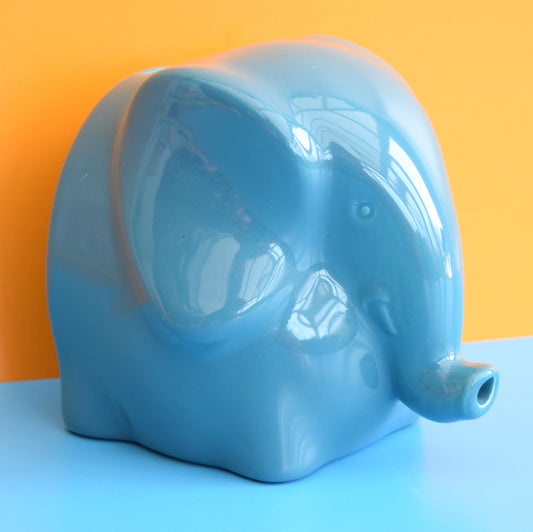 Vintage 1970s Elephant String Holder - Turquoise