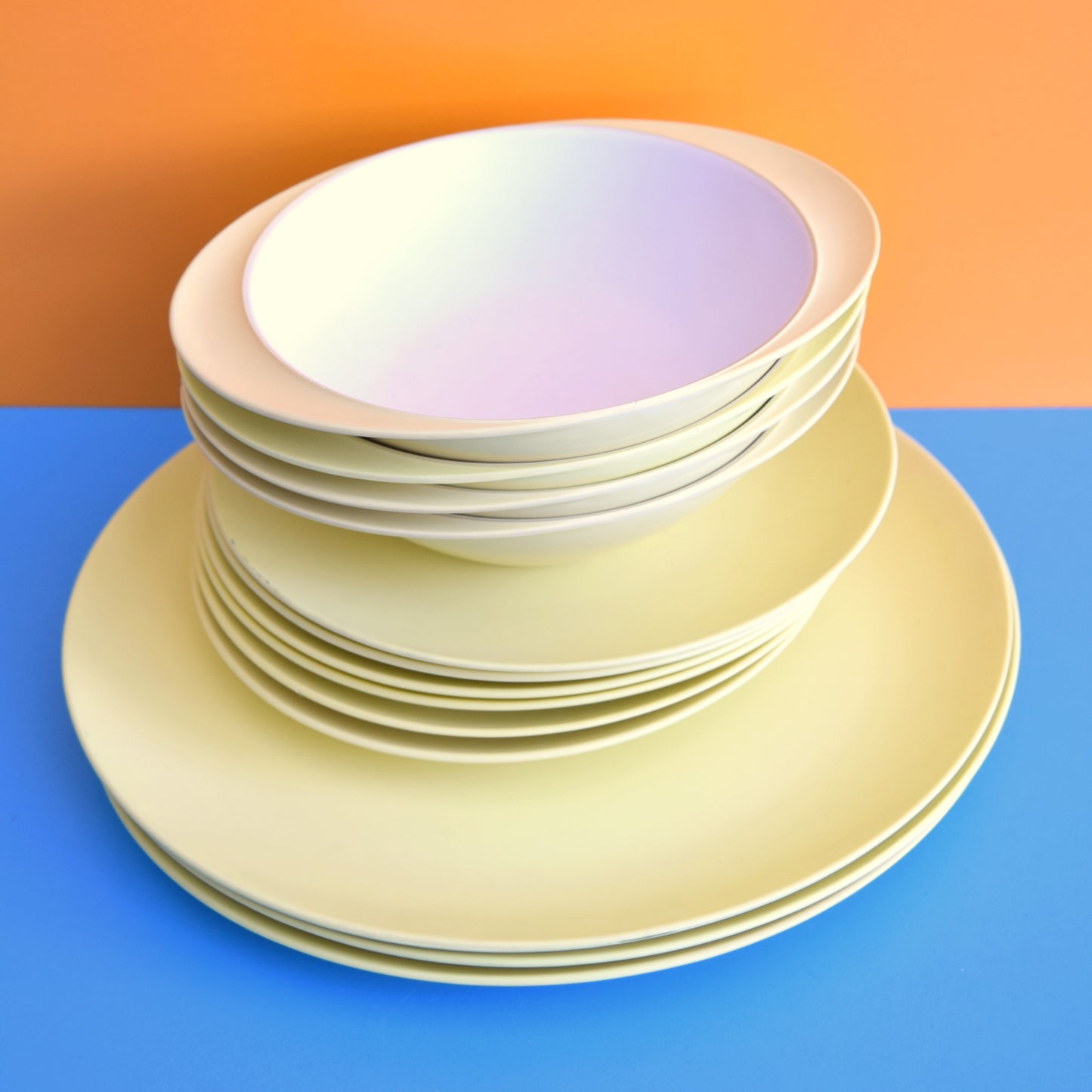 Vintage 1950s Melamine Plastic Plates / Bowls - Lemon Yellow