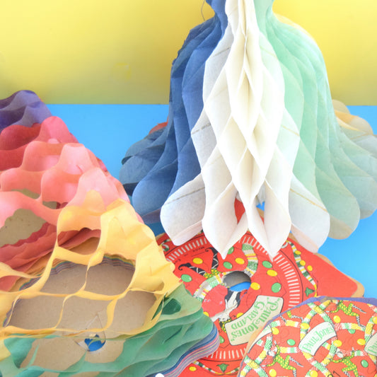 Vintage 1950s Honeycomb Paper Decorations / Garlands x8