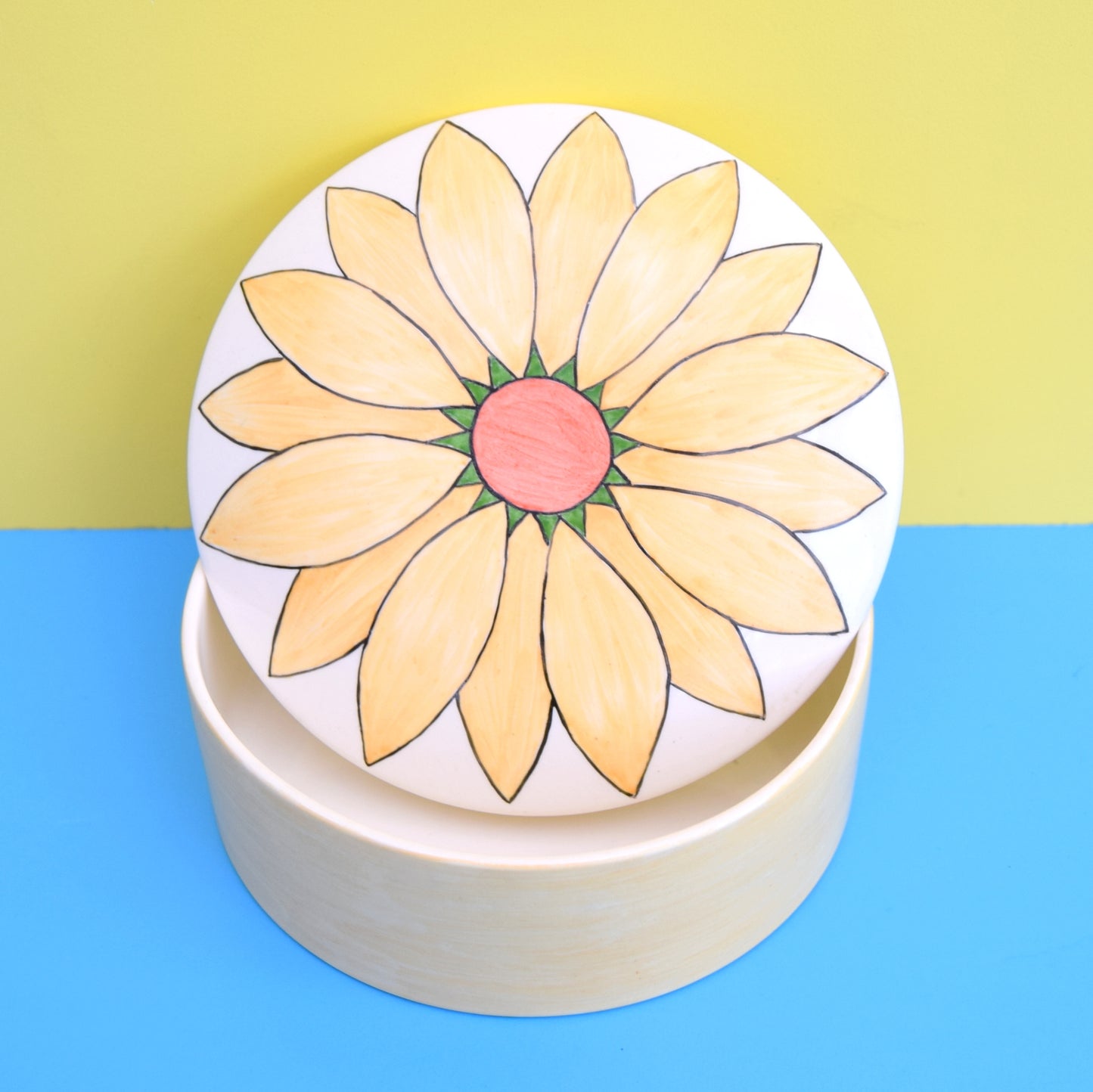 Vintage 1990s Ceramic Pot With Lid - Flower Power - Yellow
