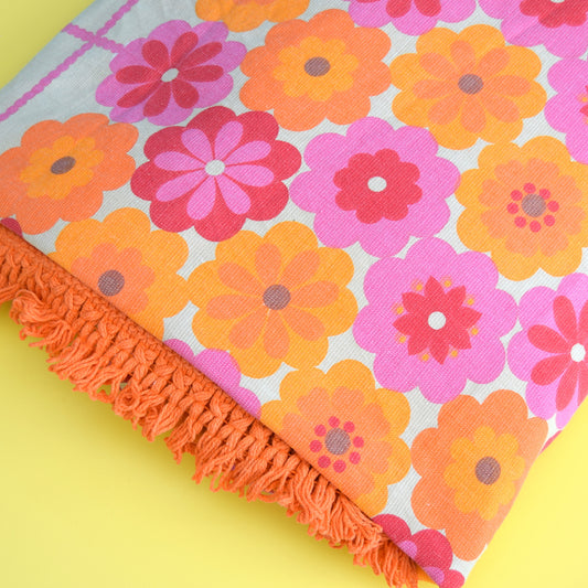 Vintage 1960s Double Bed Cover - flower Power With Fringe - Pink & Orange