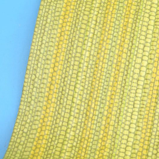 Vintage 1960s Textured Wallpaper - Reptile Esk - Green