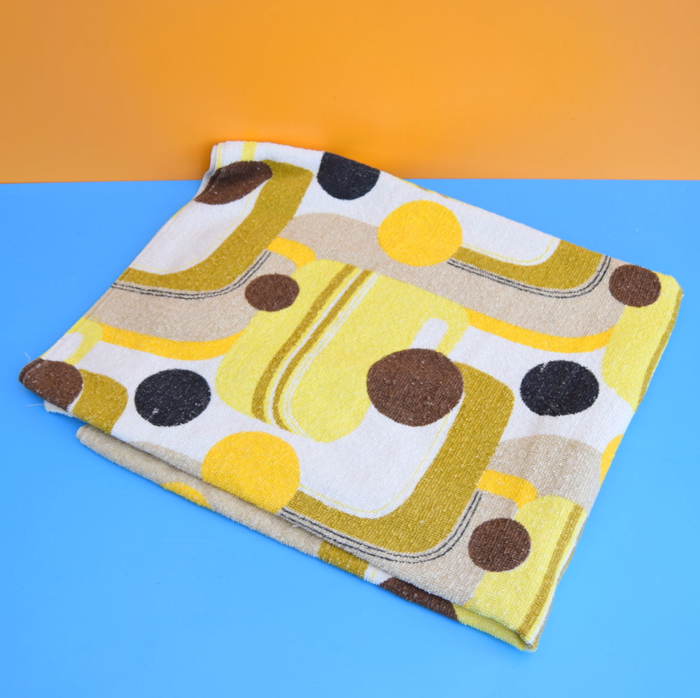 Vintage 1960s Bath Towel / Towelling Fabric - Geometric Mustard
