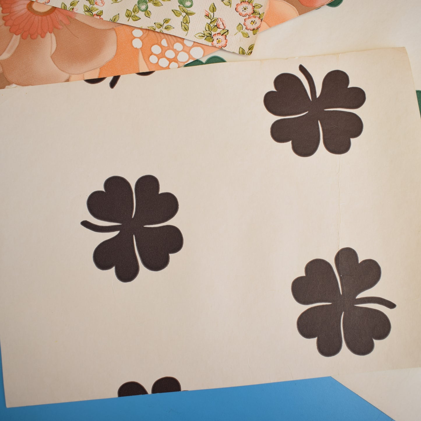 Vintage 1970s Mixed Wallpaper Pack