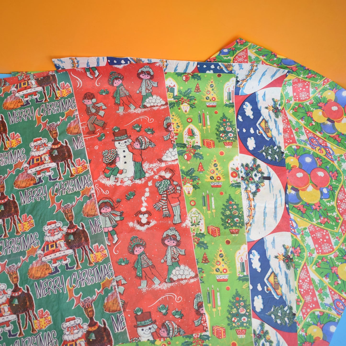 Vintage 1970s Christmas Gift Paper - Mixed Pack