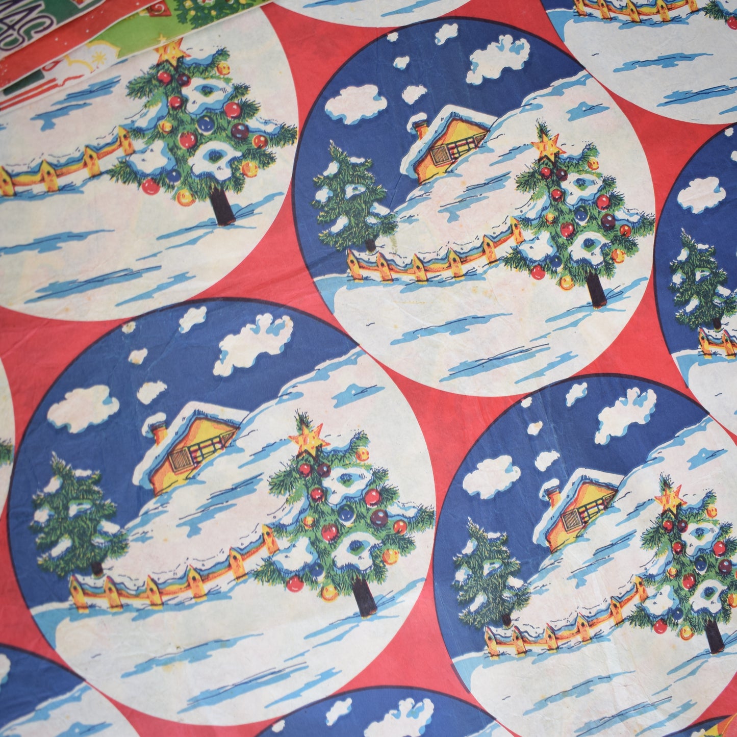 Vintage 1970s Christmas Gift Paper - Mixed Pack