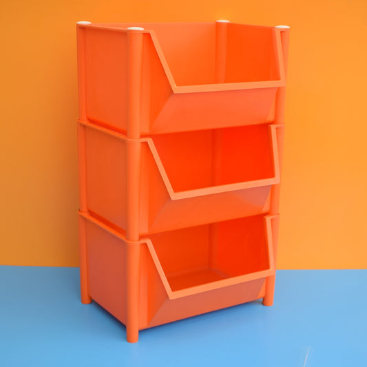 Vintage 1970s Plastic Storage / Vegetable Rack - Orange . by Vintage