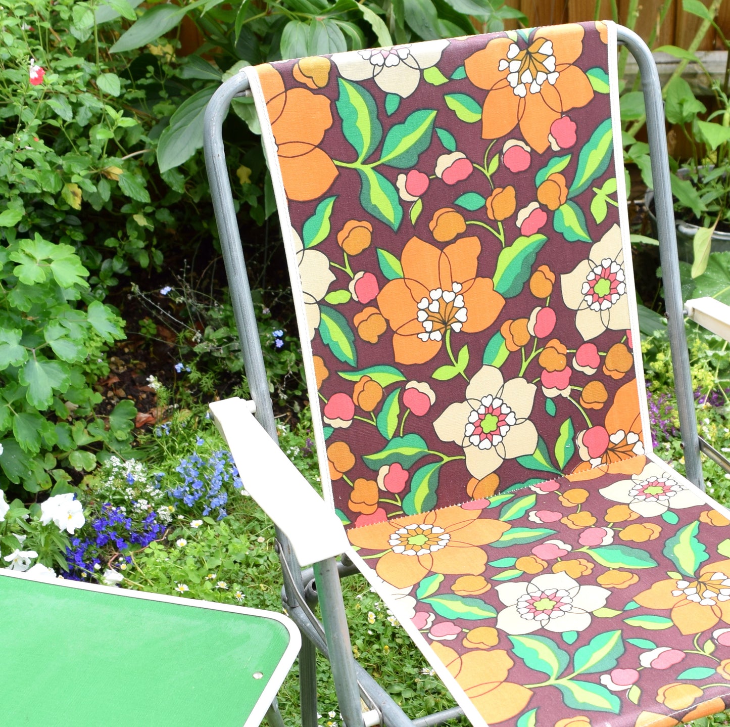 Vintage 1960s Folding Garden Chair & Table - Flower Power - Green & Orange