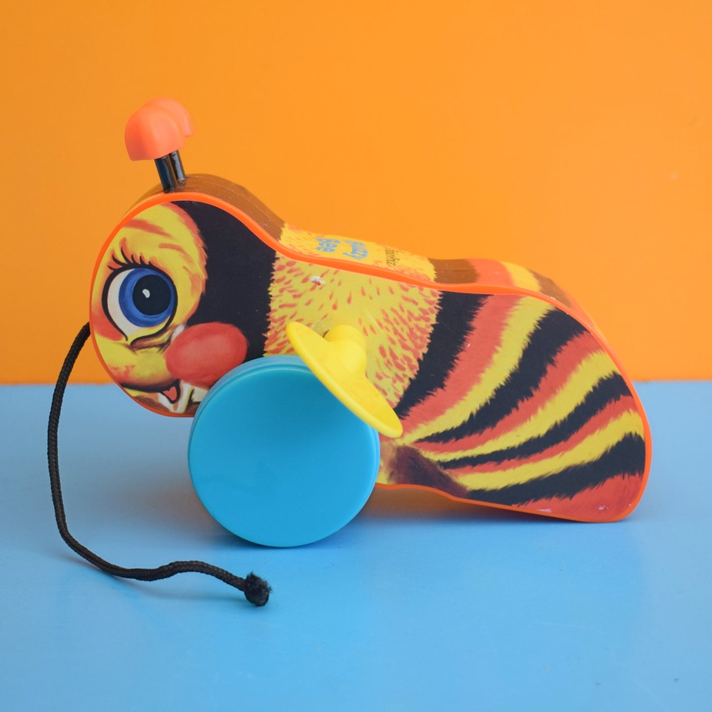 Vintage 1970s Fisher Price - Queen / Buzzy Bee by Pineapple Retro