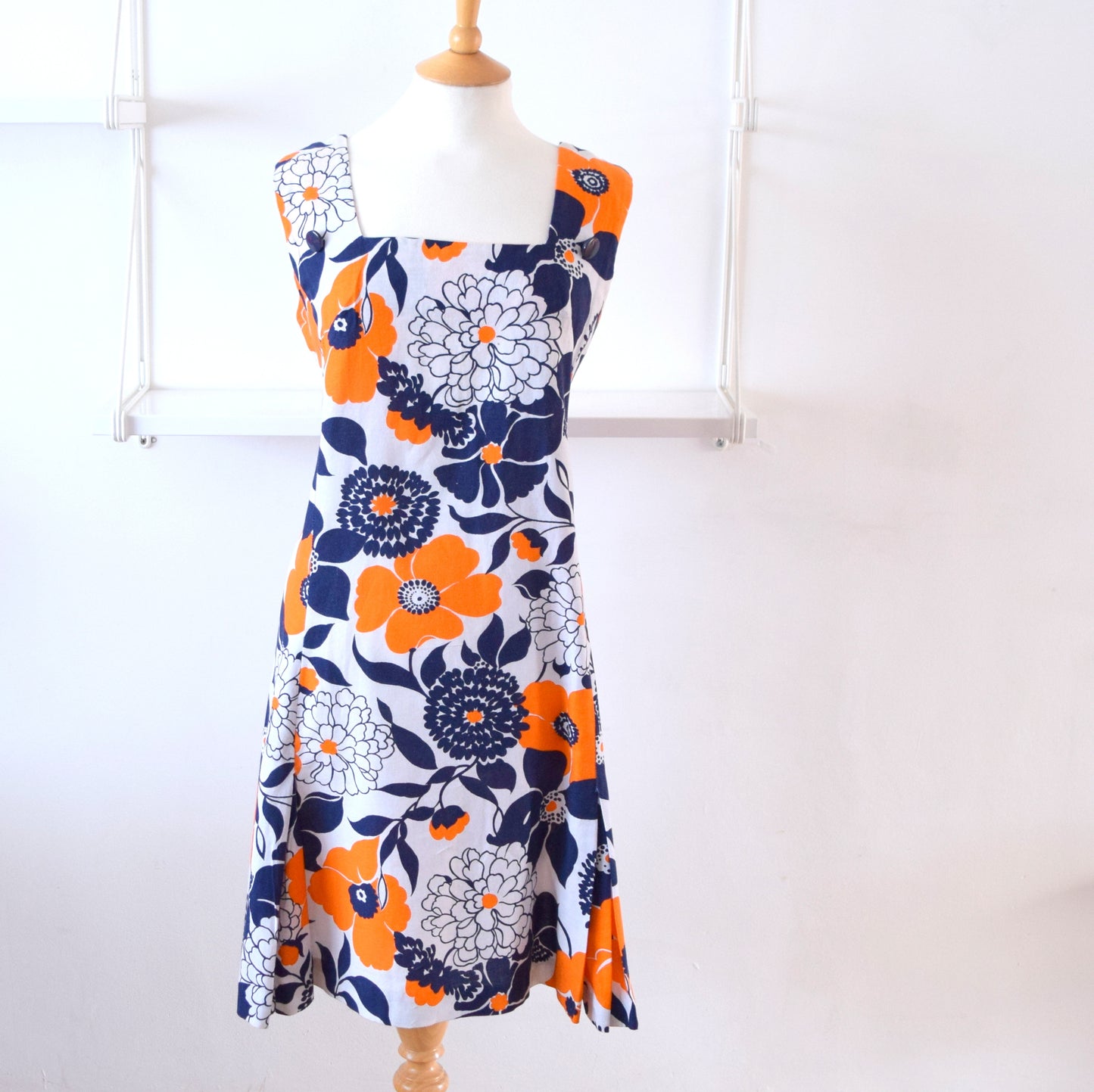 Vintage 1960s Cotton Midi Dress - Blue & Orange - Flower Power sz 16 ish
