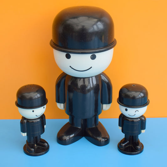 Vintage 1970s Plastic Spillers Fred Salt & Pepper / Flour Grader