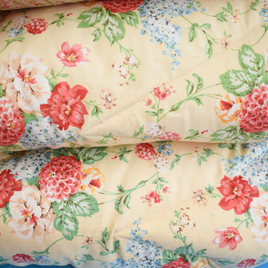 Vintage 1950s Pretty Eiderdowns - Floral by Vintage