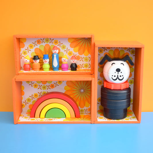 Vintage 1960s Display Unit - Vintage Wallpaper - Orange by Pineapple Retro