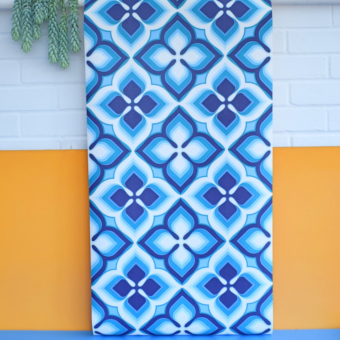 Vintage 1960s Wallpaper - Geometric Blues