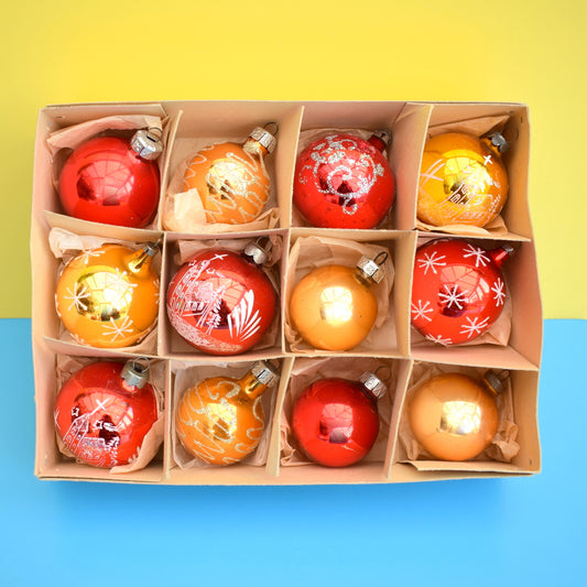 Vintage 1950s Hand Painted Medium Glass Christmas Baubles / Decorations - Amber / Red (Boxed)