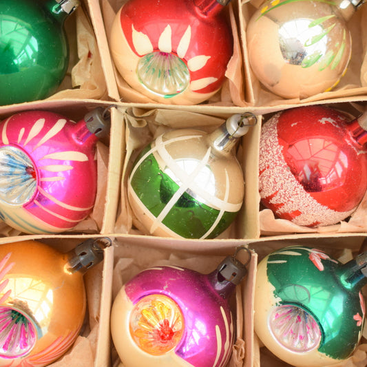Vintage 1950s Hand Painted / Concave Small Glass Christmas Baubles / Decorations - Mixed (Boxed)