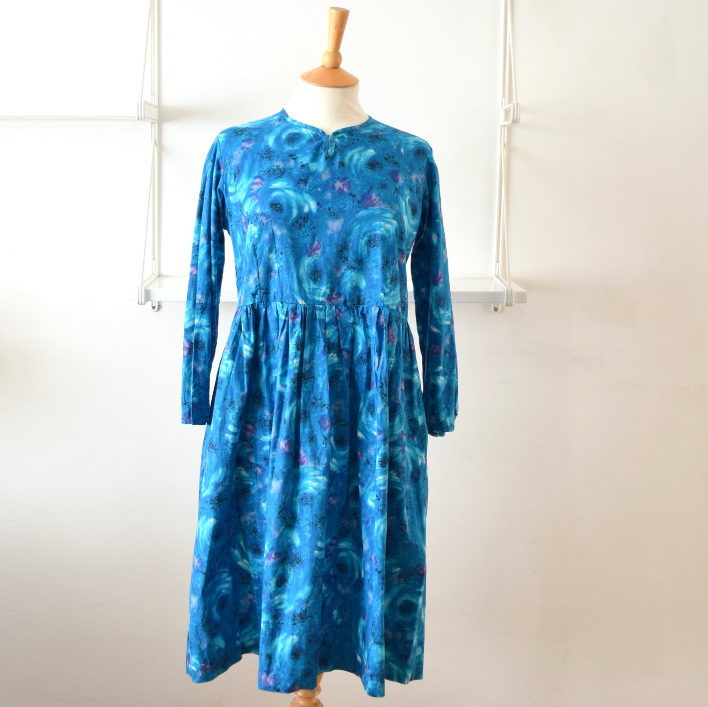 Vintage 1950s Cotton Fit & Flare Midi Dress - Blue size 12-14 ish