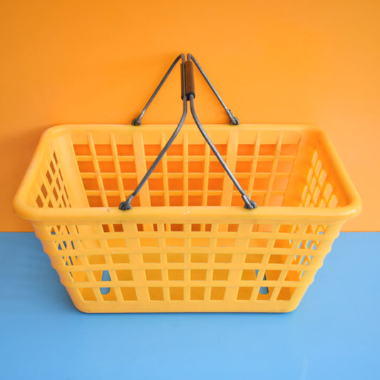 Vintage 1970s Plastic Shopping / Storage Baskets by Pineapple Retro
