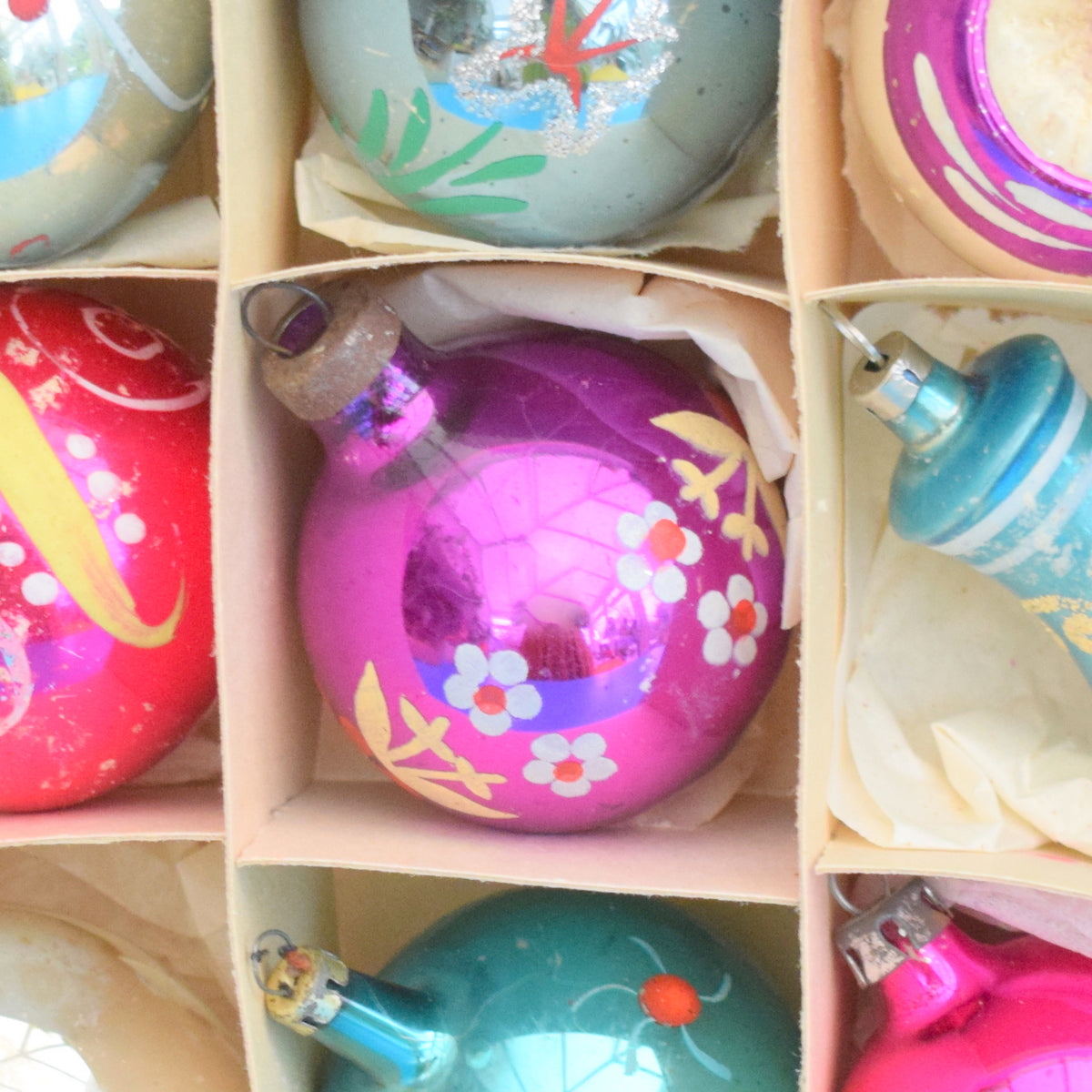Vintage 1950s Hand Painted Medium Glass Christmas Baubles / Decorations - Pink / Purple / Blue / Silver (Boxed)