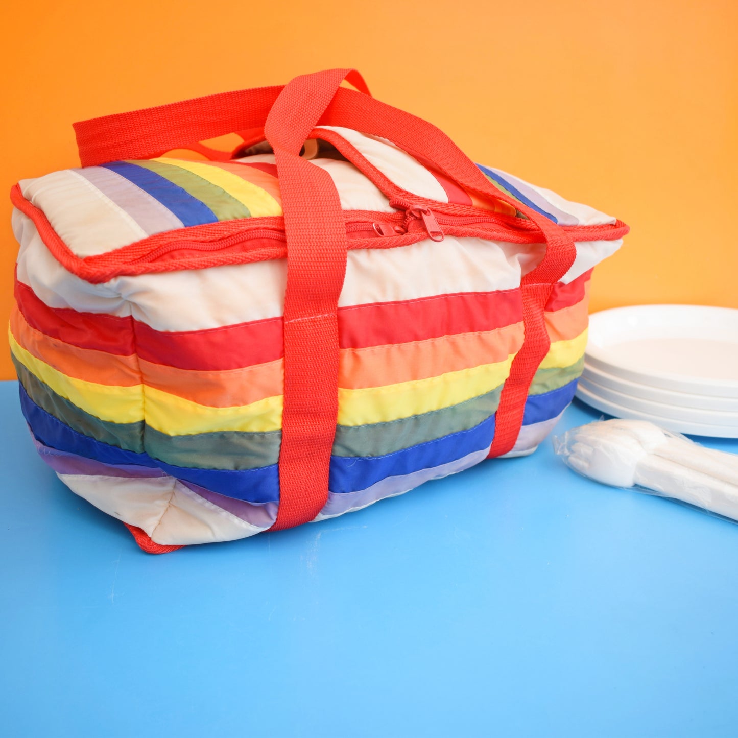 Vintage 1970s Rainbow Cool Picnic Bag