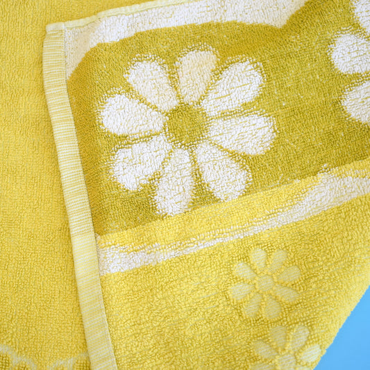 Vintage 1960s Cotton Bath Towel - Flower Power - Lime by Pineapple Retro
