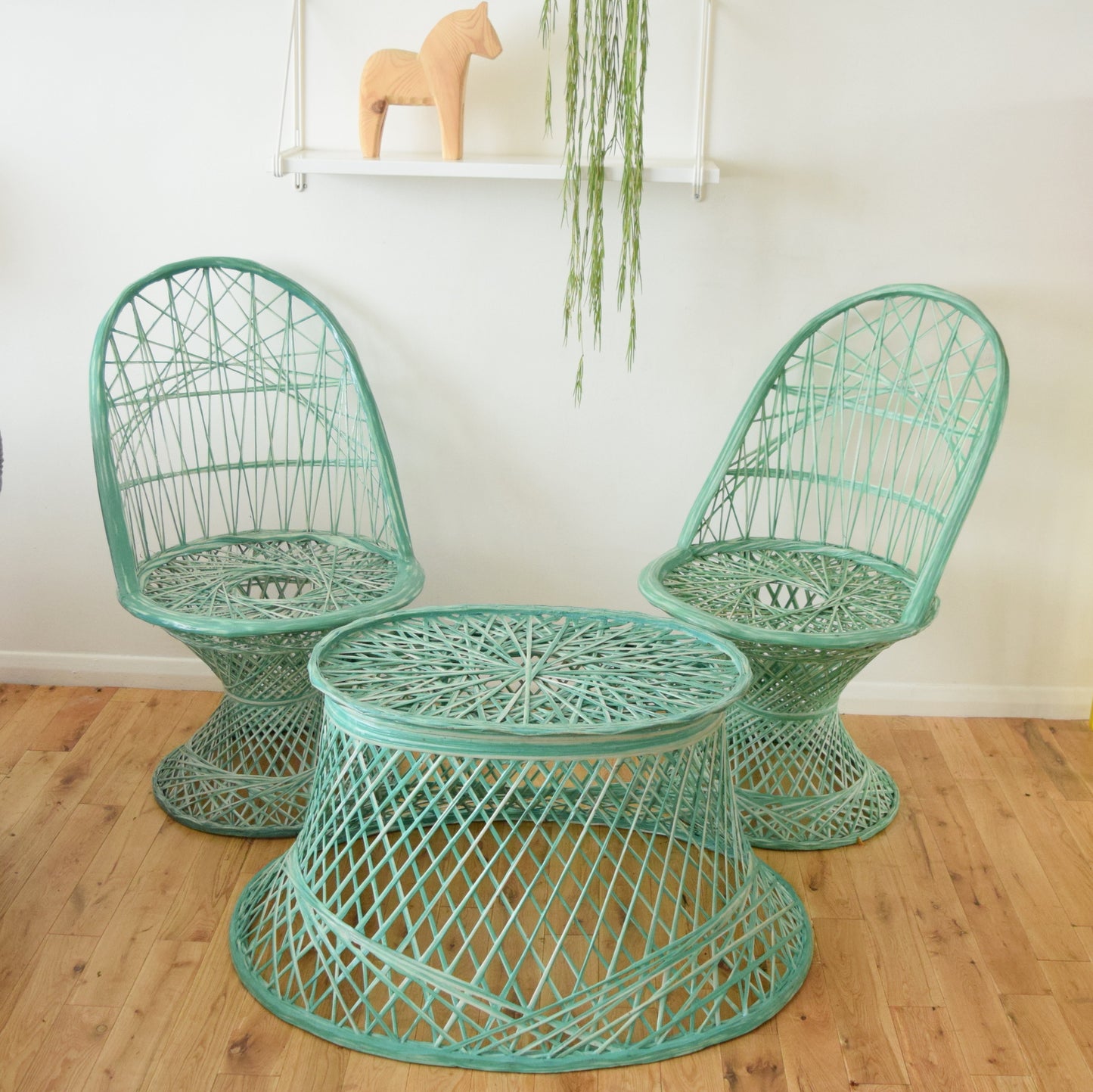 Vintage Fibreglass Strand 2 Chairs & Side Table - Russell Woodard - Pale Green