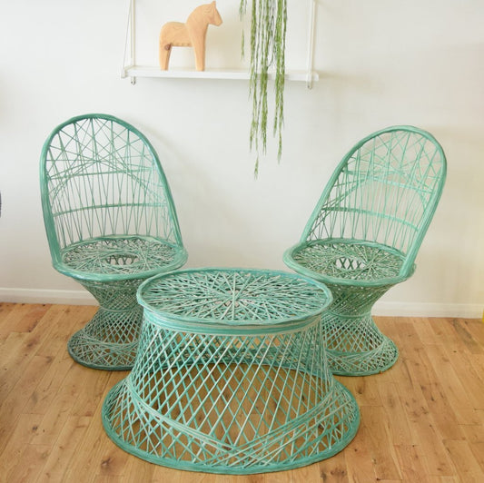 Vintage Fibreglass Strand Chairs & Side Table - Russell Woodard - Pale Green