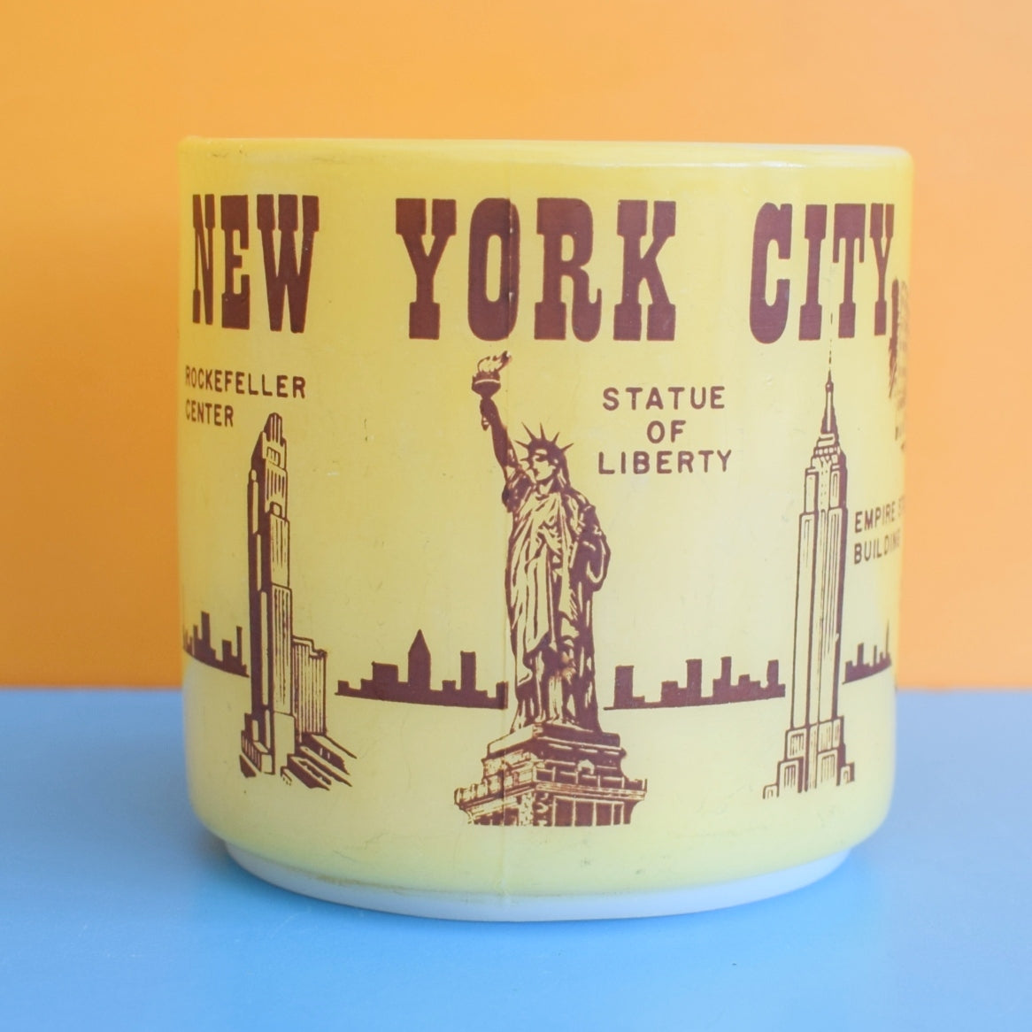 Vintage 1970s Mug - Federal Glass USA - Pyrex - New York by Vintage