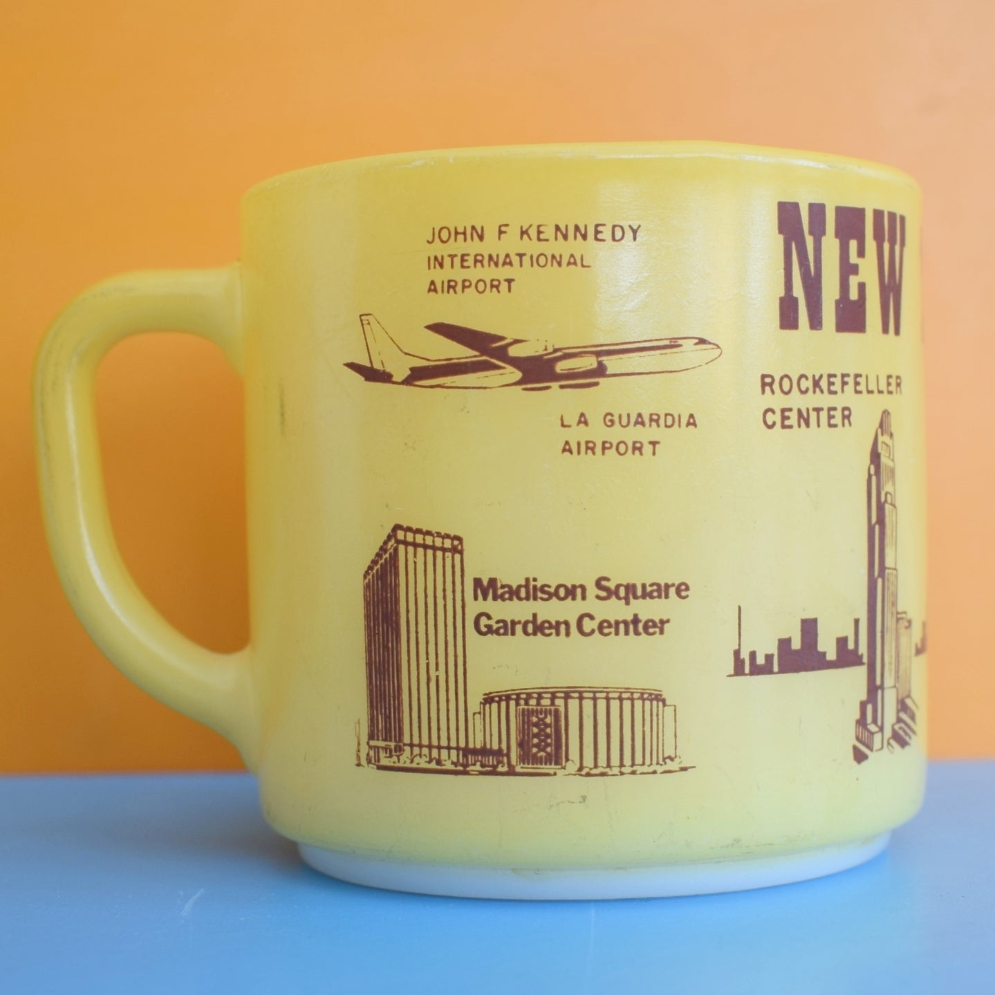Vintage 1970s Mug - Federal Glass USA - Pyrex - New York by Vintage
