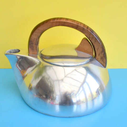 Vintage 1930s Piquot Ware K3 Stove Kettle - Sycamore Handle Magnilium Meta