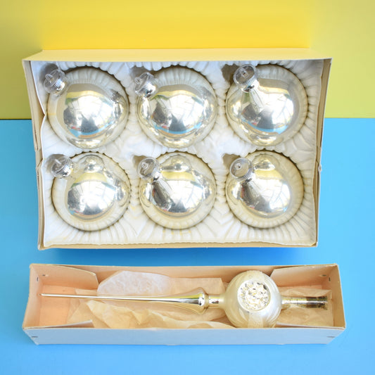 Vintage 1960s Glass German Christmas Tree Topper  / Baubles - Boxed - Silver