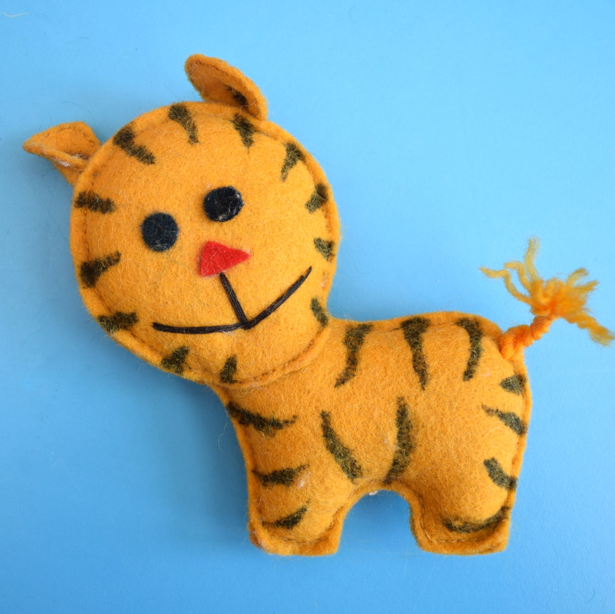 Vintage 1970s Small Felt Tiger- Happy by Pineapple Retro