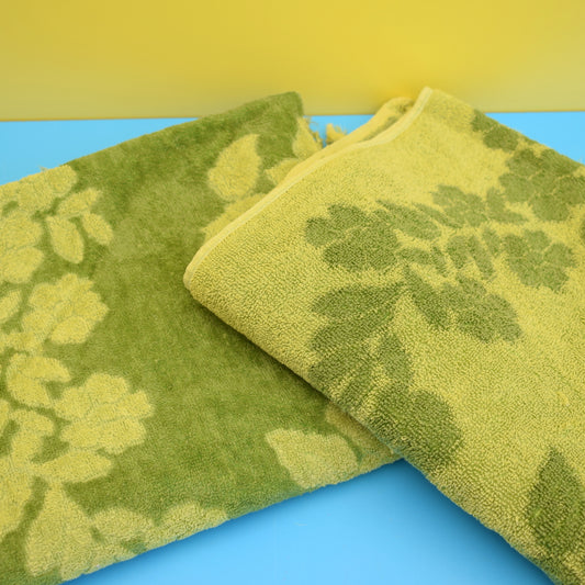Vintage 1960s Cotton Bath Towels - Green by Pineapple Retro