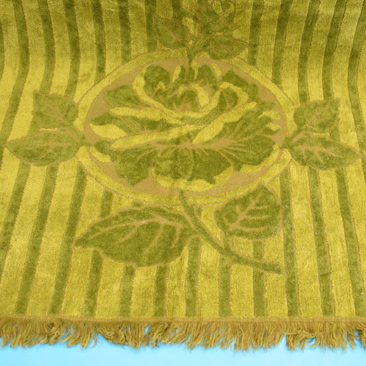 Vintage 1960s Cotton Bath Towel - Moss Green by Pineapple Retro