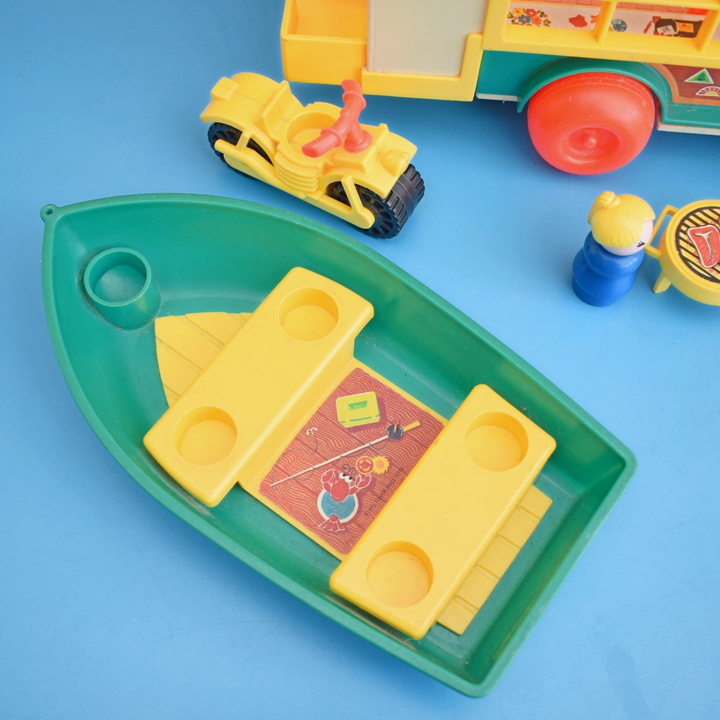 Vintage 1980s Fisher Price - Play Family Camper .