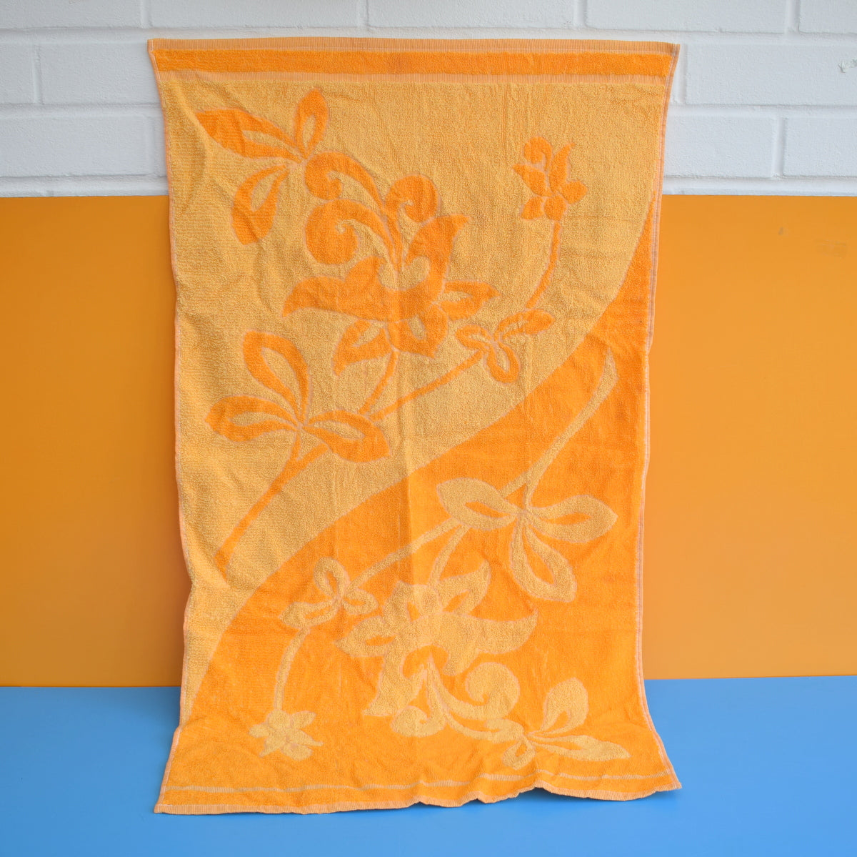 Vintage 1960s Cotton Bath Towels - Flower Power- Orange .