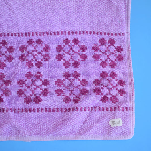 Vintage 1960s Cotton Bath Towel - Mauve - Flower Power by Pineapple Retro