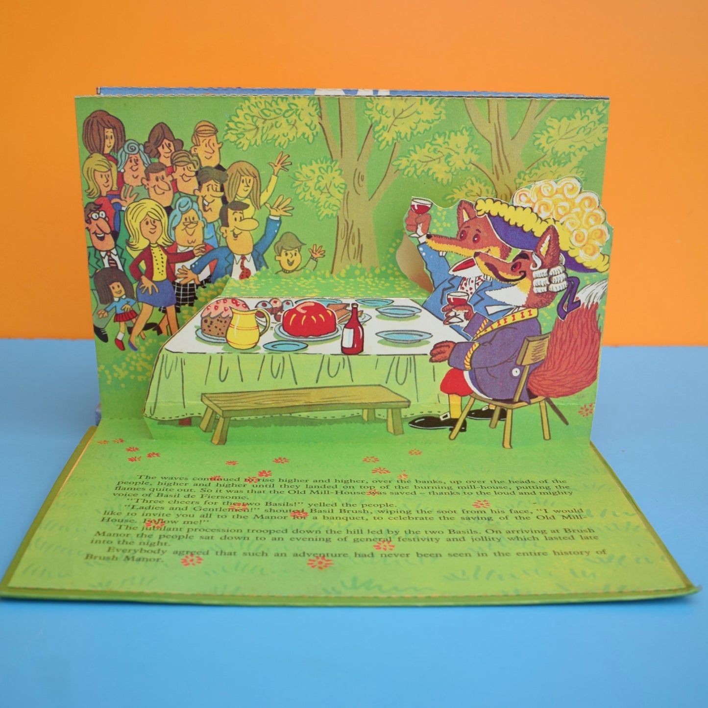 Vintage 1970s Book/ Hand Puppets - Basil Brush/ Gordon by Pineapple Retro