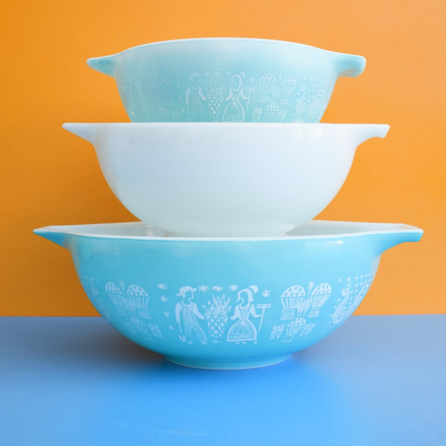 Vintage 1950s Pyrex Glass Bowls - Butterprint
