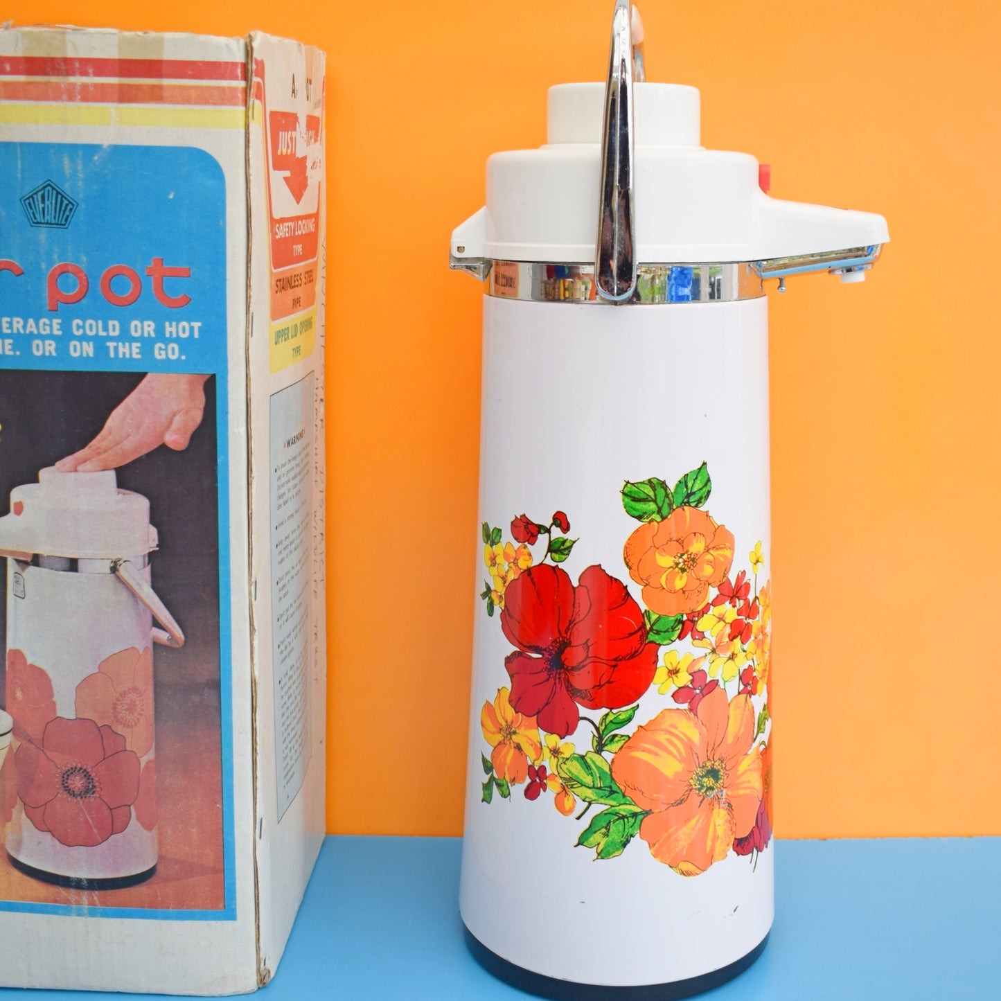 Vintage 1970s Air Pump Flask - Boxed . by Pineapple Retro