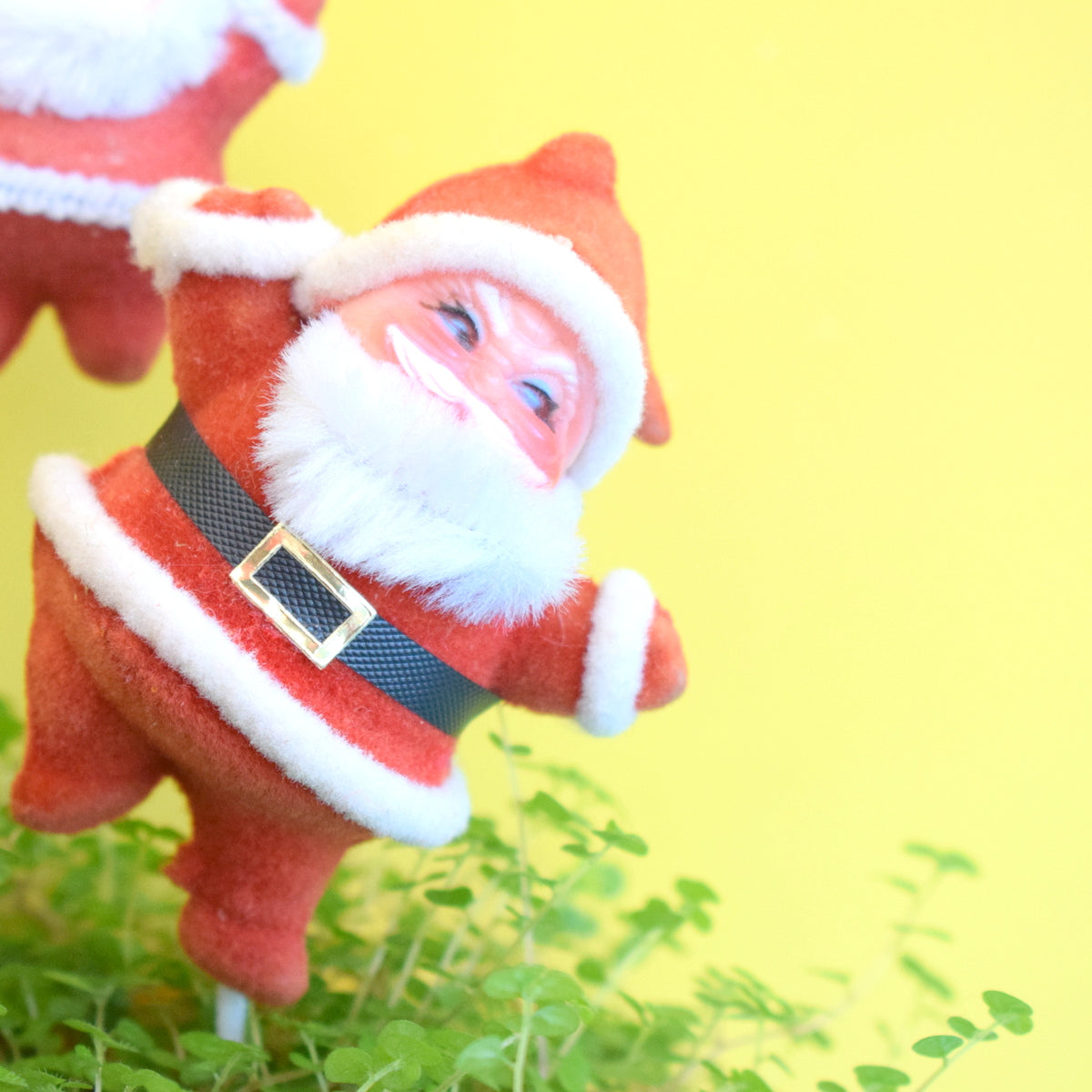 Vintage 1960s Kitsch Flocked Plastic Kitsch Christmas Decoration Group x5 - Santa on Sticks