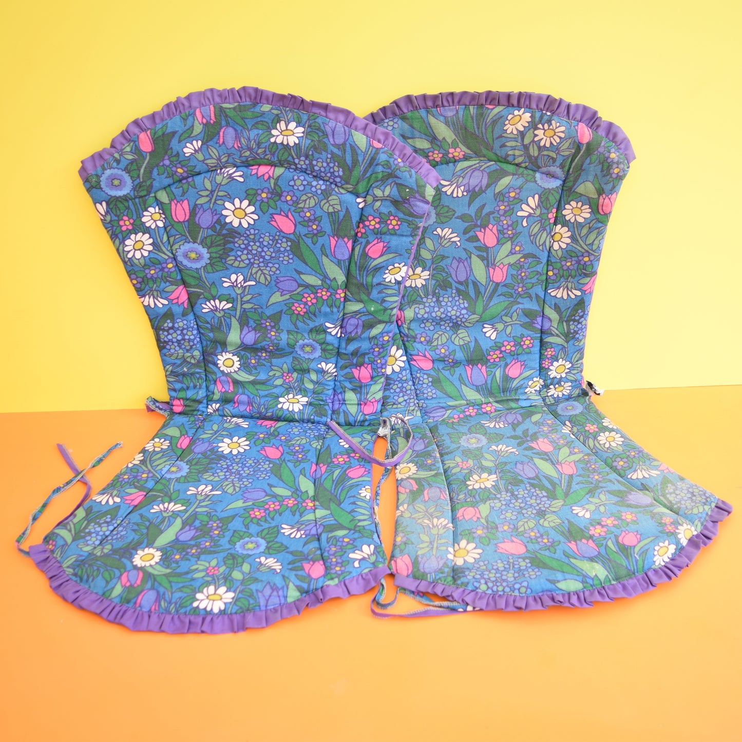Vintage 1960s Seat Cushion Pads - Jonelle Flower Waltz - Flower Power x2