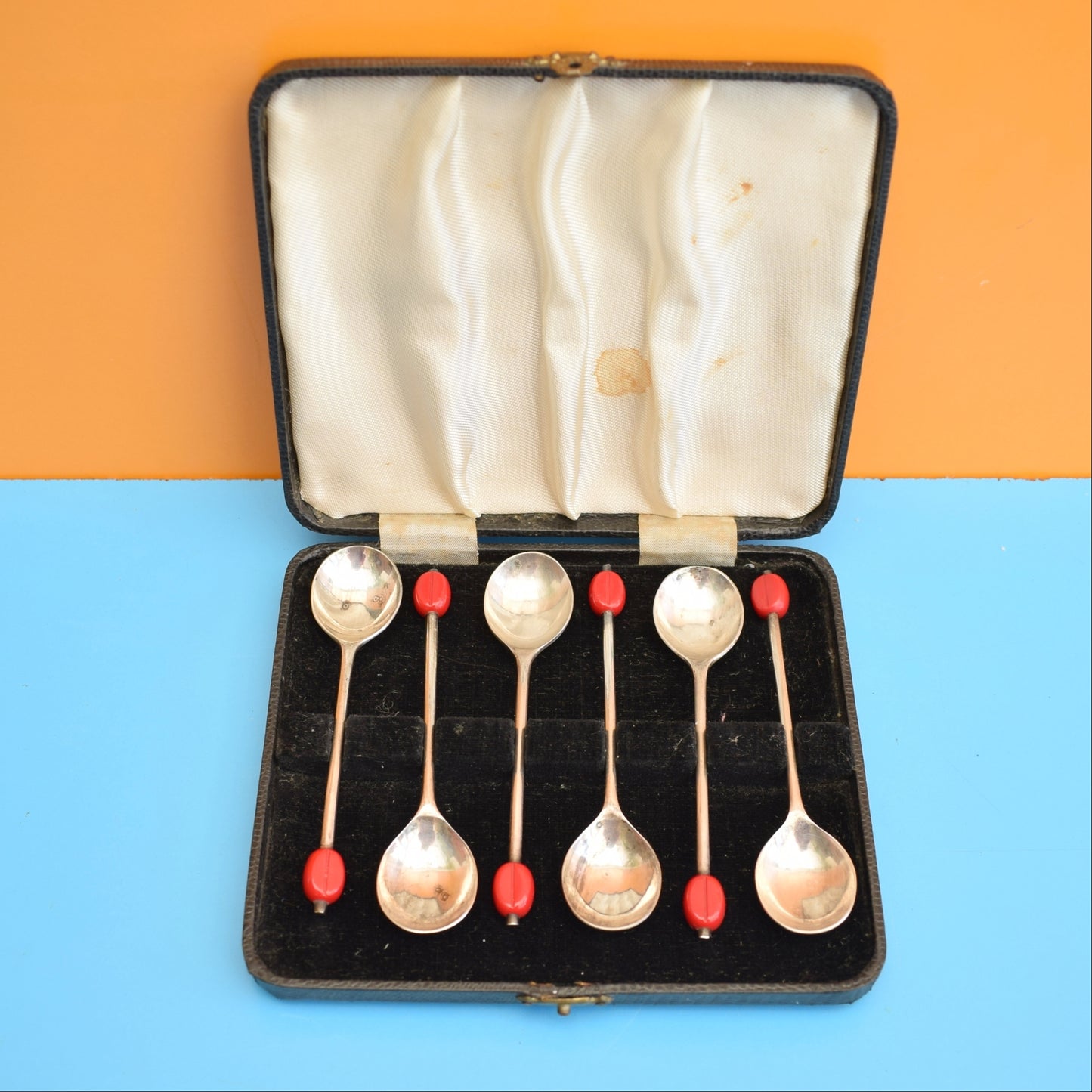 Vintage 1950s Boxed Coffee Bean Spoons - Red
